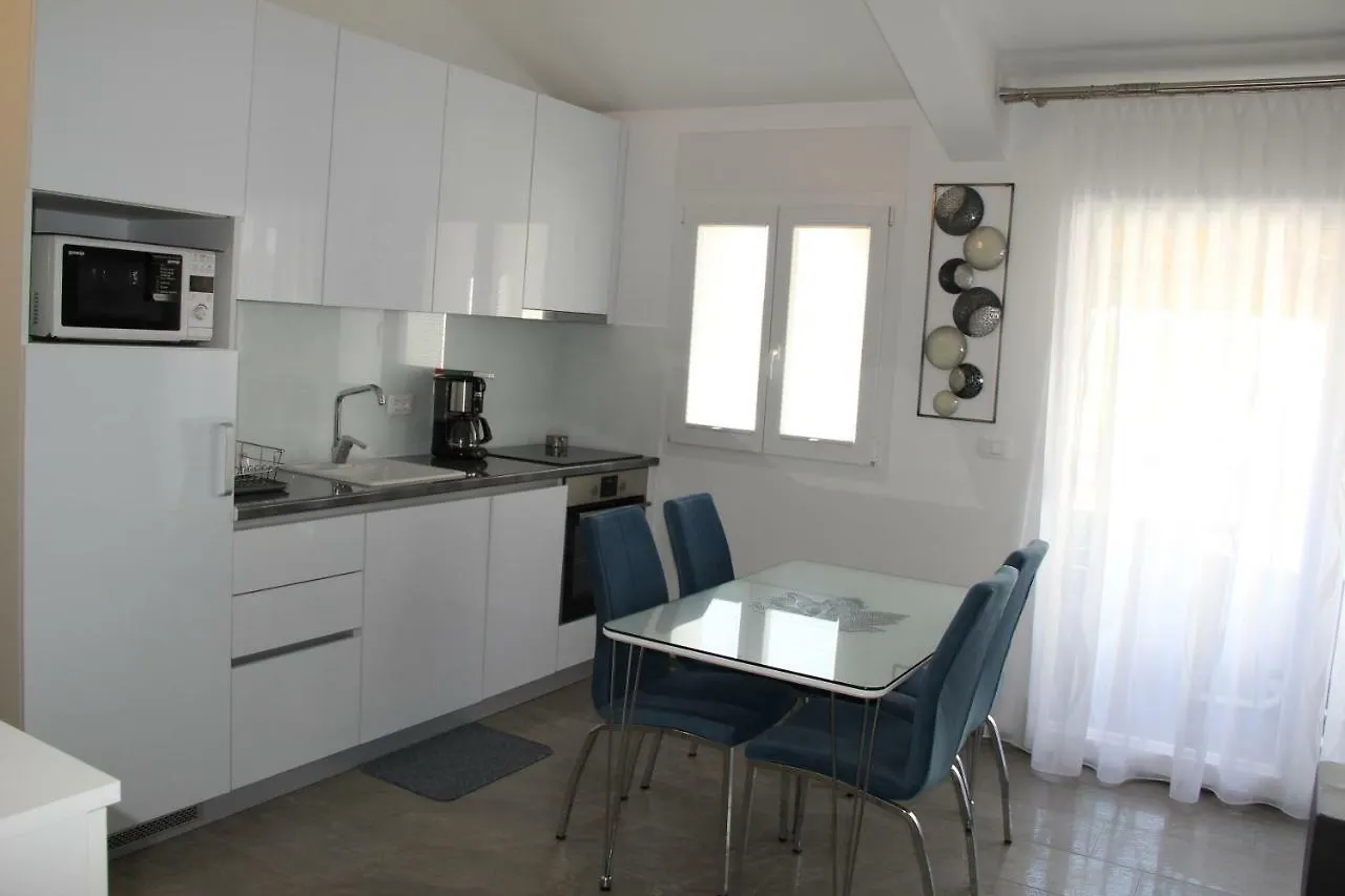 Villa Slavica Poreč 0*,